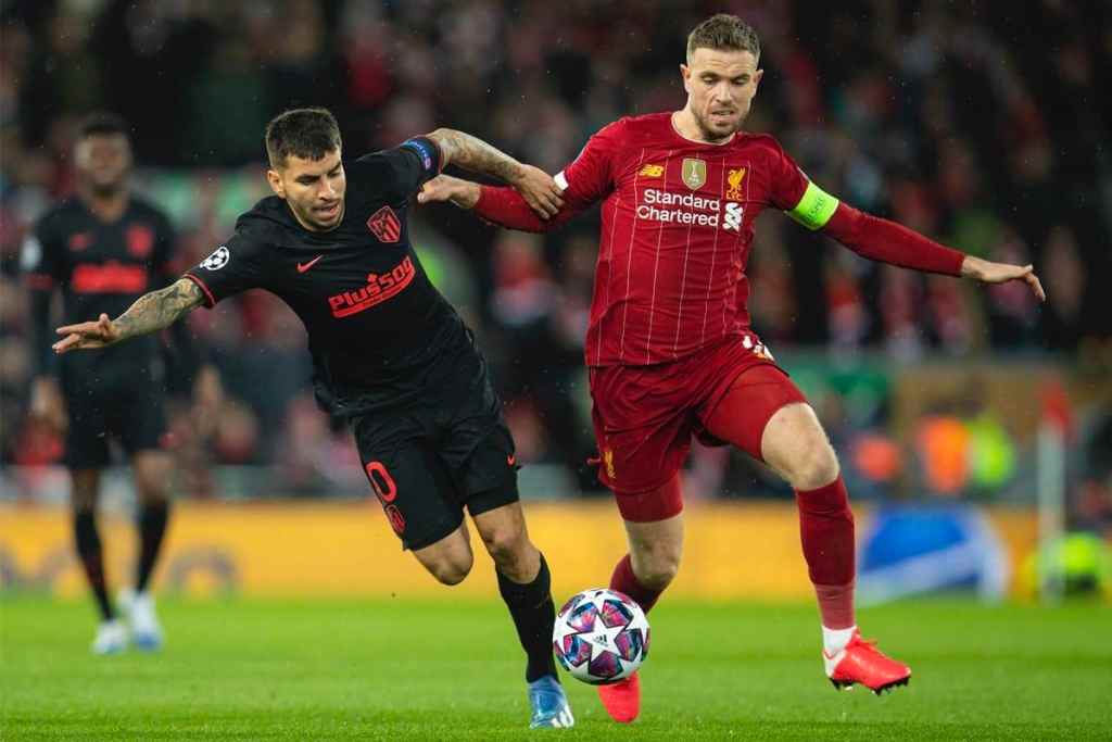 Soi kèo phạt góc hiệp 1 Atletico Madrid vs Liverpool