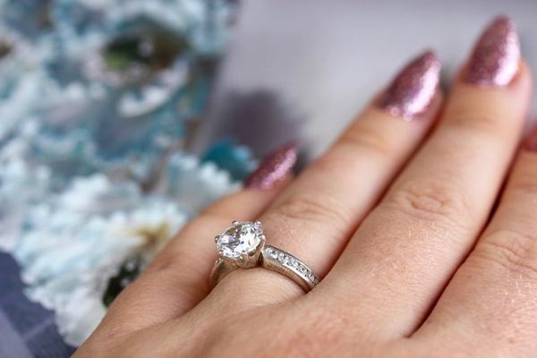 Nằm mơ thấy nhẫn kim cương